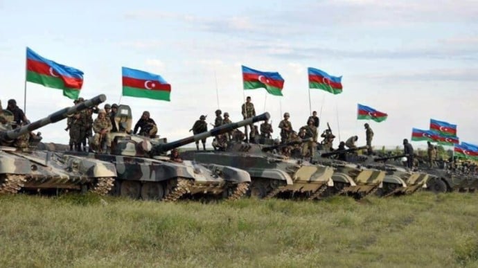 армія азербайджан, 1