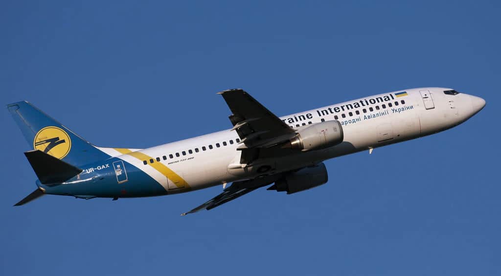 ur-gax-ukraine-international-airlines-boeing-737-400-1024×564
